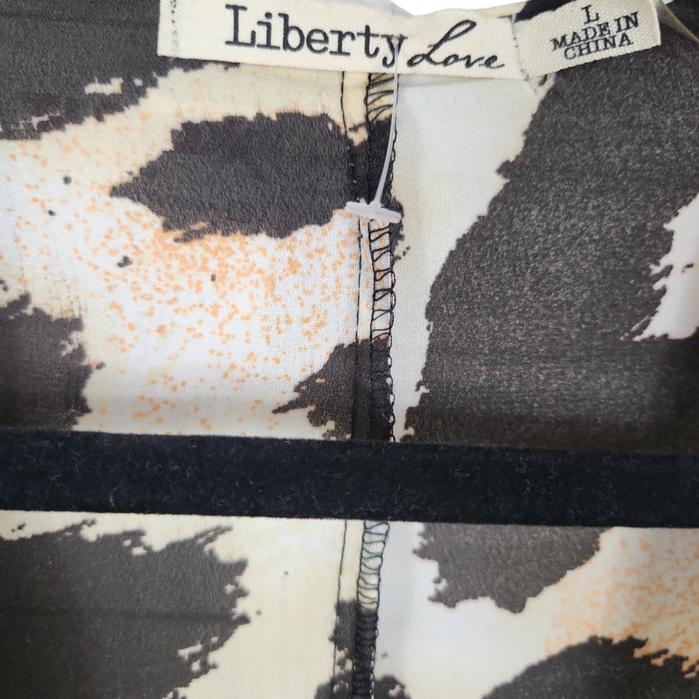 Liberty Love, Women's Animal print cardigan, black creme, gold, w/trim, Sz L - Picture 9 of 10